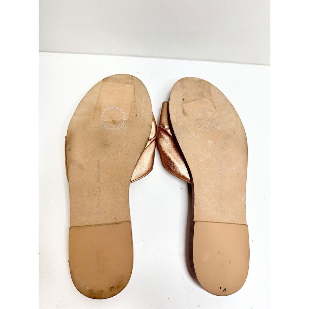 Adrianne Vittadini Sandals Womens Size 6.5 Rose Gold Leather Embellished - Picture 9 of 9